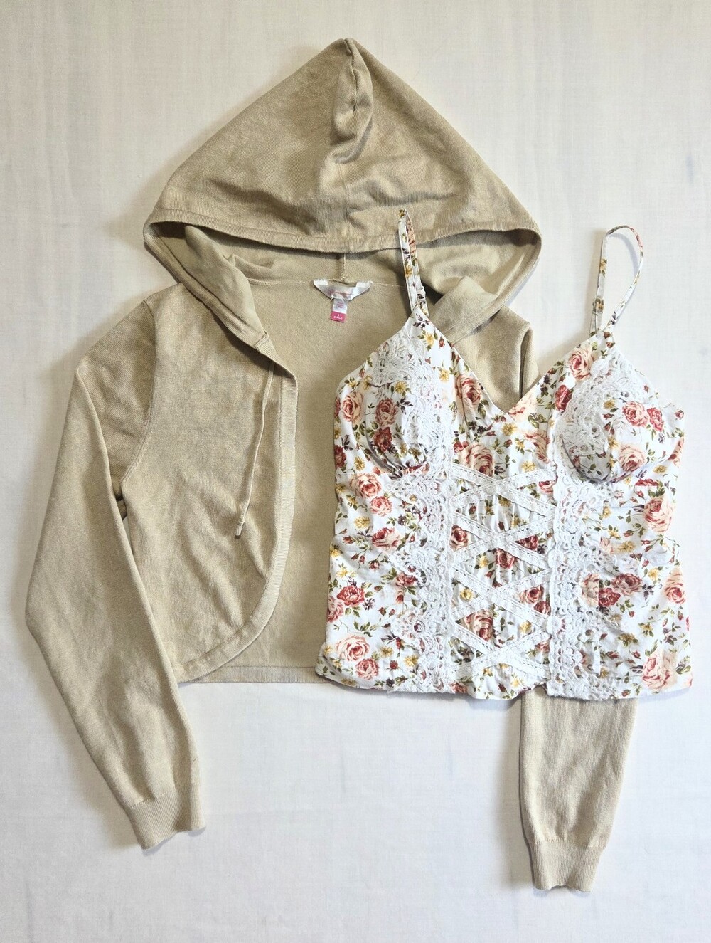 Poetry No Boundaries Floral Tank Top Cardigan Bundle L